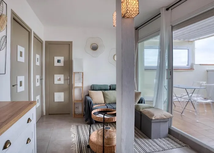 Apartamento Derbi Per 5 Persones Amb Piscina Comunitaria A Prop Del Port D'aro I De La Platja *