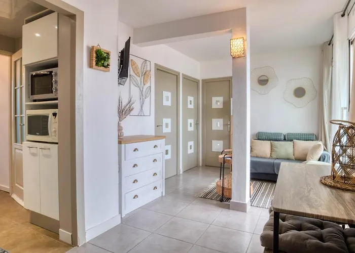 Derbi Per 5 Persones Amb Piscina Comunitaria A Prop Del Port D'aro I De La Platja Apartamento *