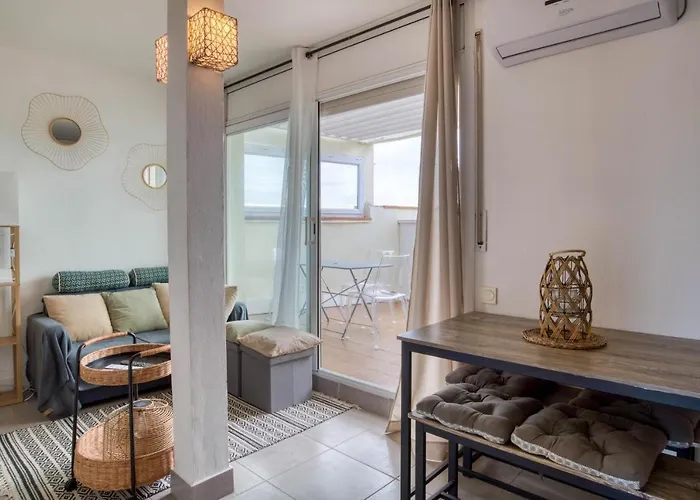 Derbi Per 5 Persones Amb Piscina Comunitaria A Prop Del Port D'aro I De La Platja Apartamento *